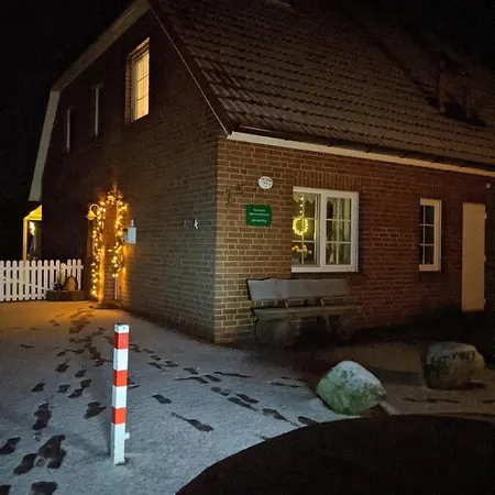 Holiday home Drei-insel-blick Nessmersiel